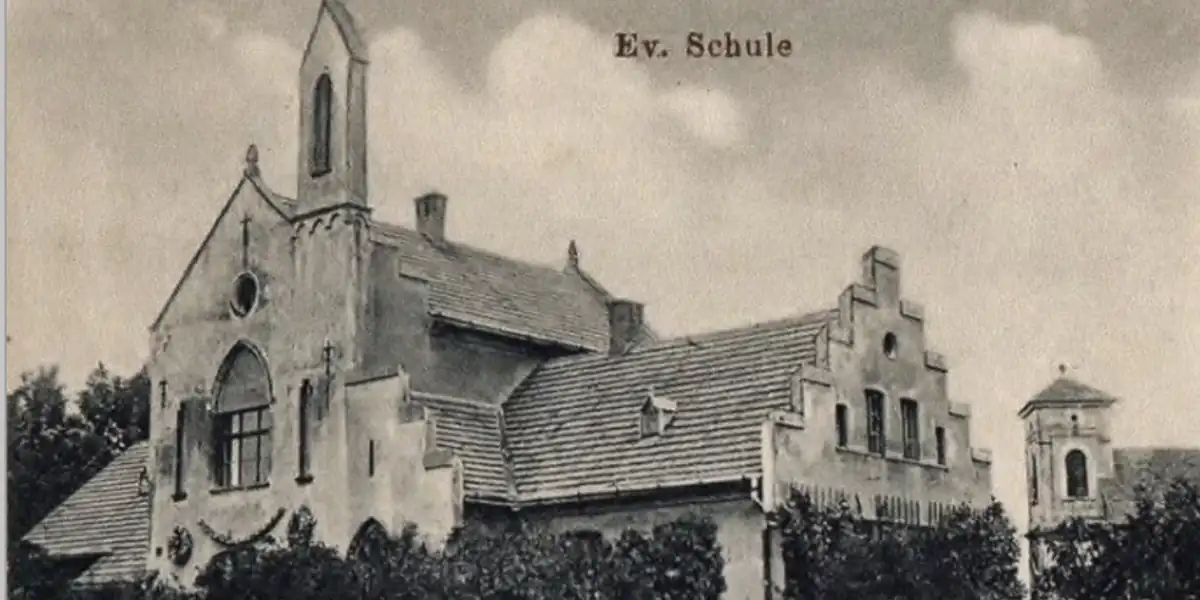 Bogdanów – dzieje szkoły ewangelickiej